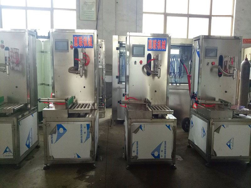 稱重式大劑量灌裝機